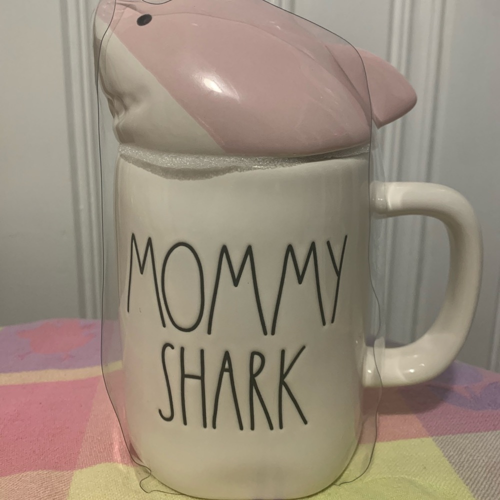 Brand New Rae Dunn Mommy Shark